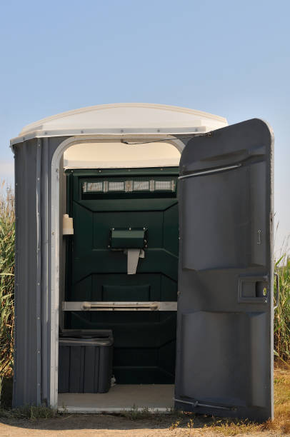 Best Portable restroom trailer rental  in Durand, MI